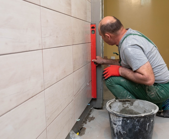 تركيب بورسلان على واجهات الفلل